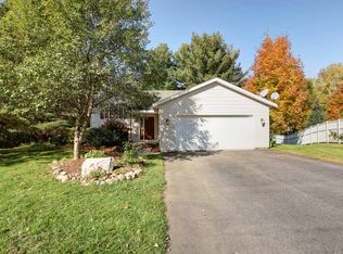 2124 Meadow Brook Way, Wausau, WI 54403
