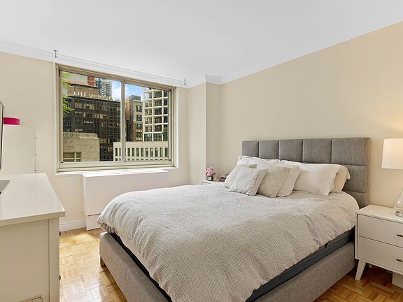 4th image of 30 W 63rd St APT 8F