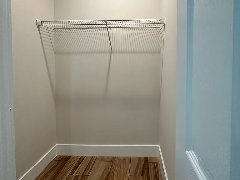 1415 Abercorn St — Photo 14