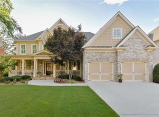 923 Lakebend Dr, Lawrenceville, GA 30045