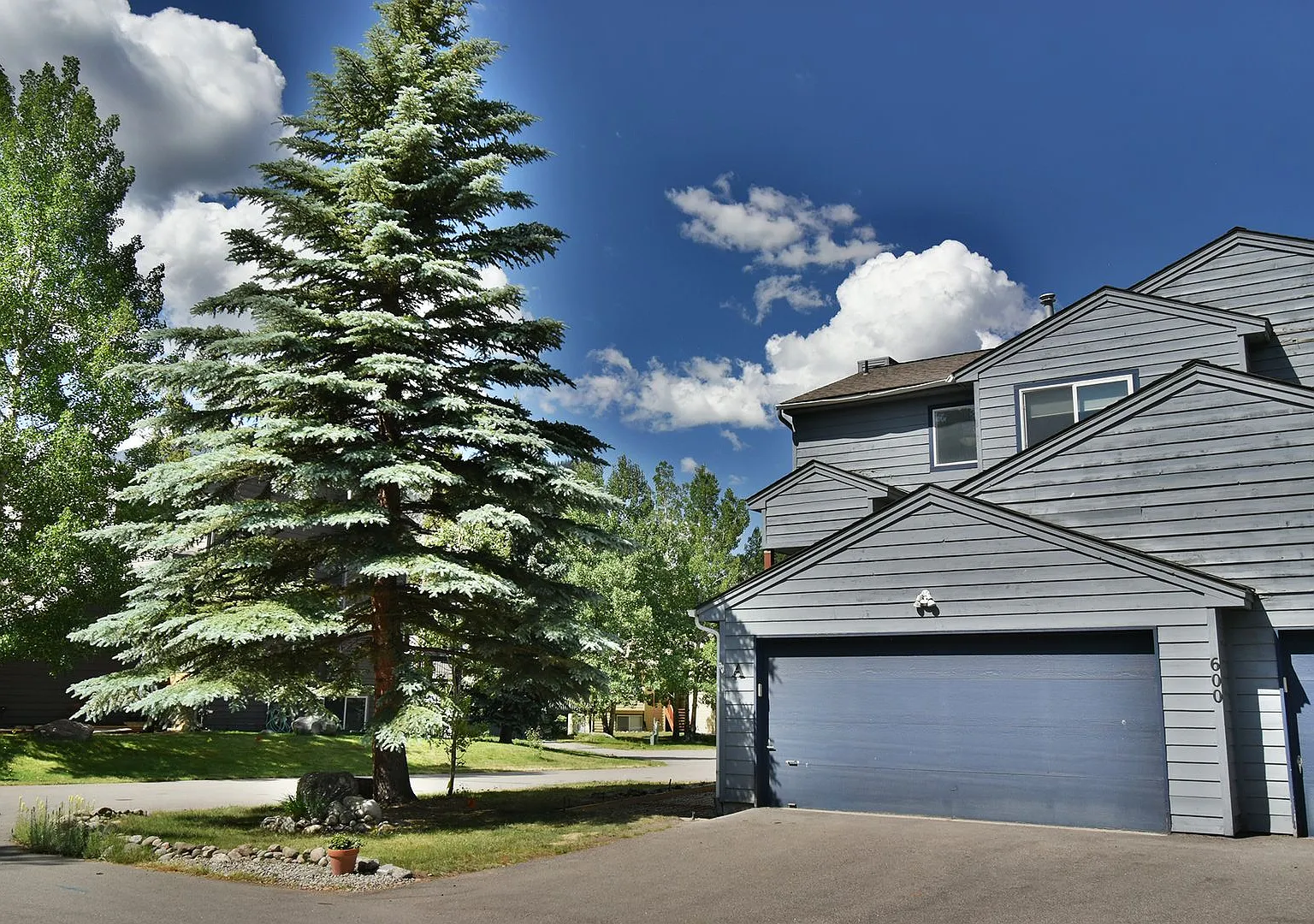 Winter Seasonal Rental- 600A Gold Dust Dr. — Photo 1