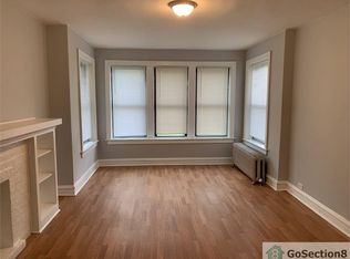 7763 S South Shore Dr #1, Chicago, IL 60649