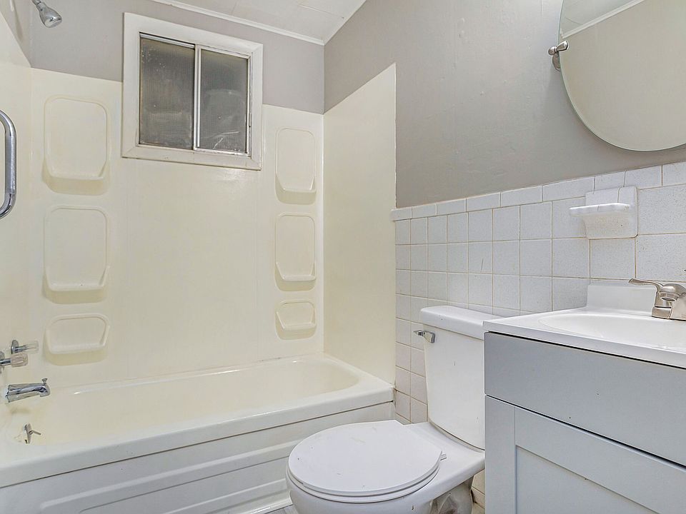 1st image of 161 Gale Ave #21