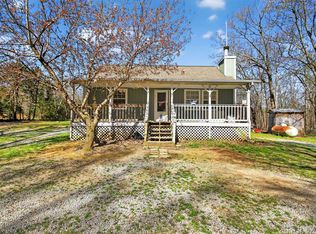 1387 Red Hill Rd, Scottsville, KY 42164