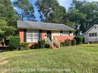 465 McBain Dr, Fayetteville, NC 28305