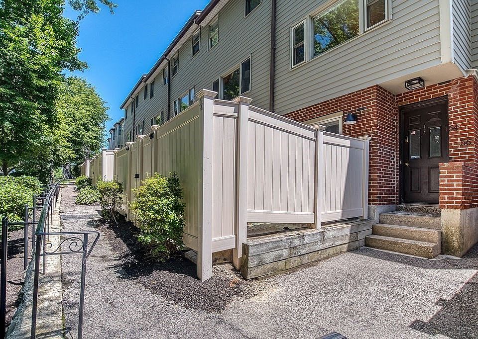 1st image of 54 Regent Cir