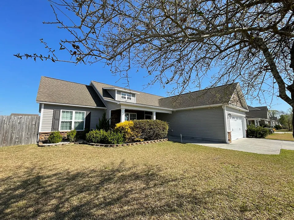 113 Cypress Manor Ct