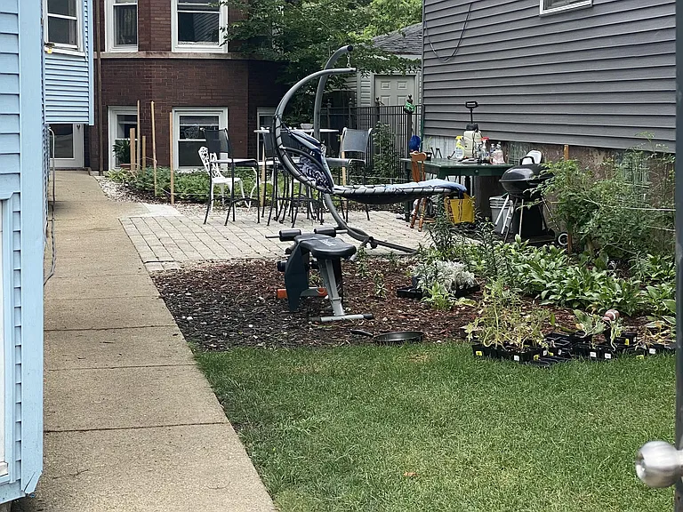 3673 N Elston Ave — Photo 12