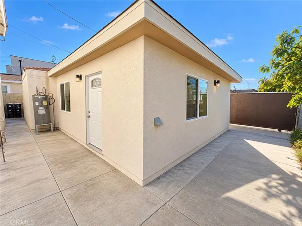 6723 Makee Ave, Los Angeles, CA 90001
