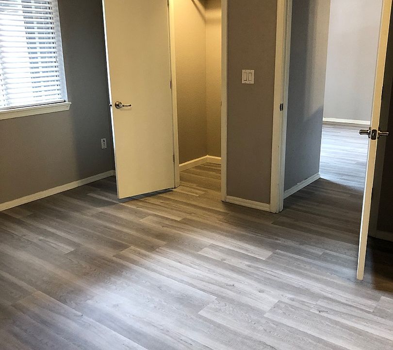 1st image of 1385 W University Ave Unit 7-254