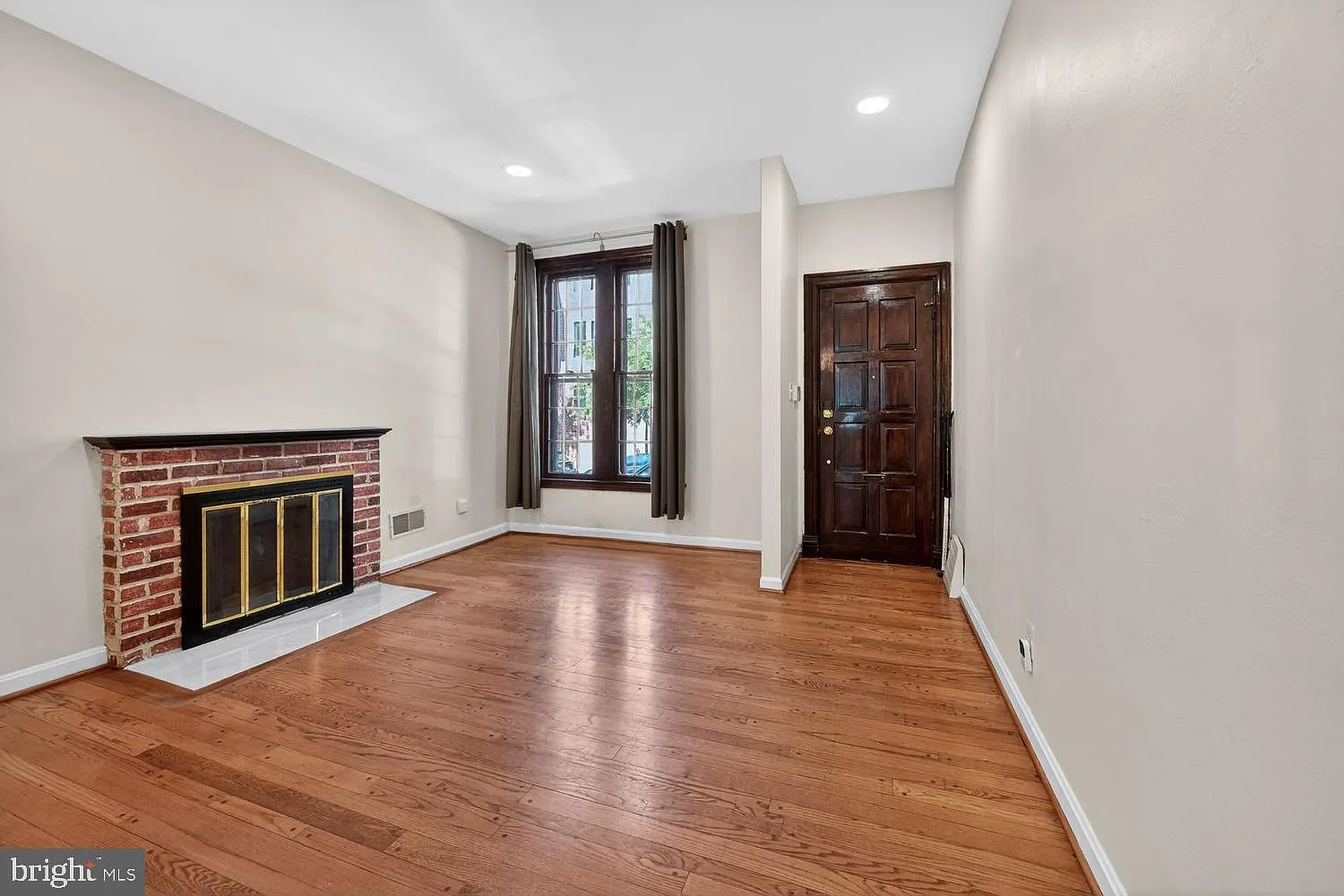 2 bed, 2.0 bath, 1604 sqft, $6,500 — Photo 4