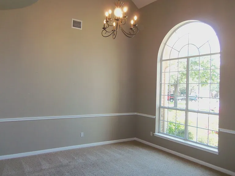 3909 Mitchell Cv — Photo 9