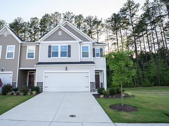 4th image of 150 Ivy Vine Way