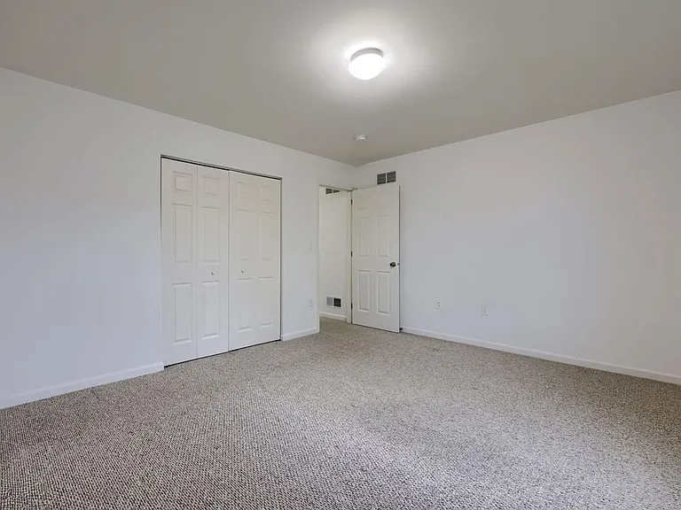 10 Hillside Dr — Photo 17