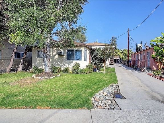 2nd image of 1379 E Acacia Ave