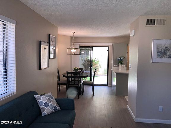 5th image of 2201 E PINCHOT Avenue #12