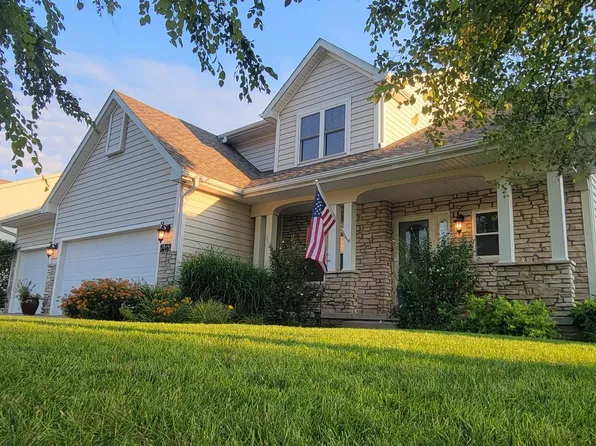 15148 Beechwood Ave, Clive, IA 50325