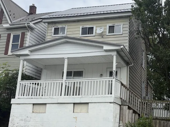 305 22nd Ave, Altoona, PA 16601