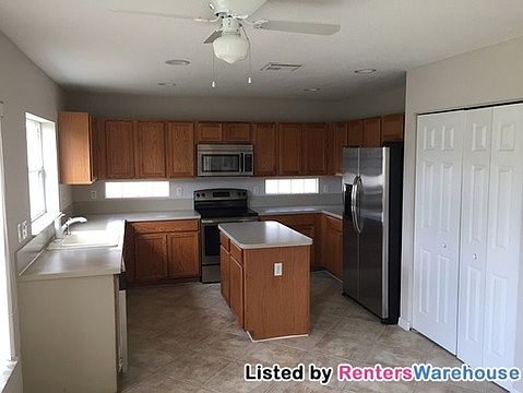 4th image of 6253 Willoughby Cir