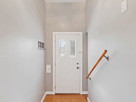 5th image of 3816 Oak Park Ave