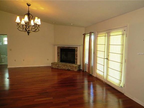 5th image of 10048 Dorset Dr