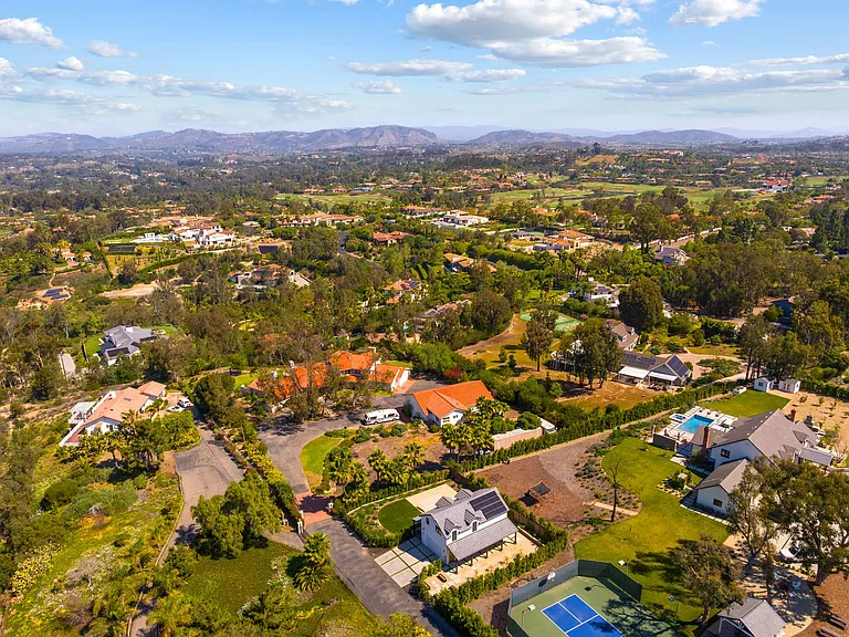 6190 Rancho Diegueno Rd — Photo 31
