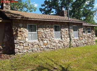33212 Circle Dr, Sunrise Beach, MO 65079