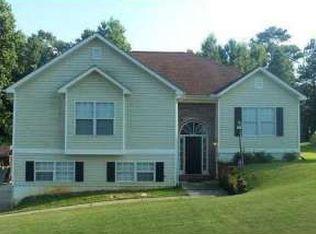 153 Hunters Way, Villa Rica, GA 30180