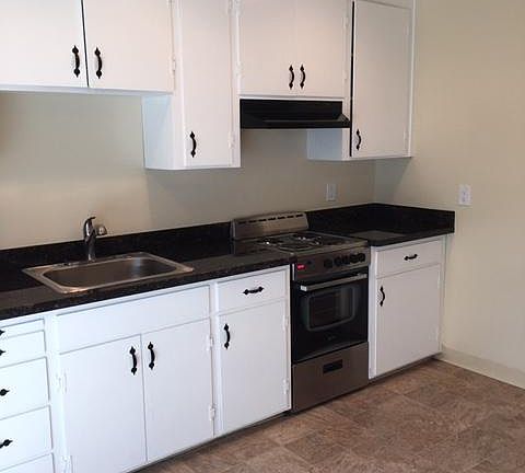 3rd image of 1371 Pedro St APT 32