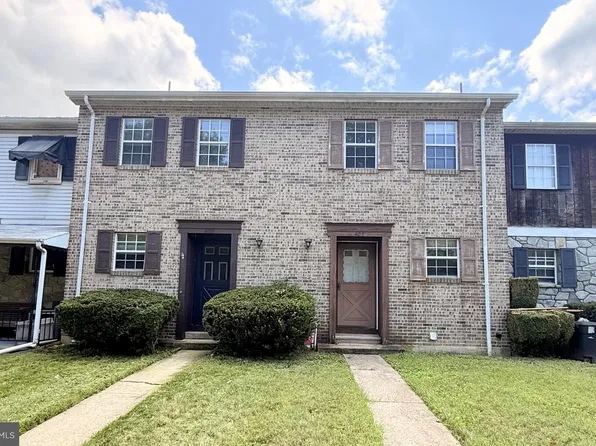 407 S Wyomissing Ave, Shillington, PA 19607