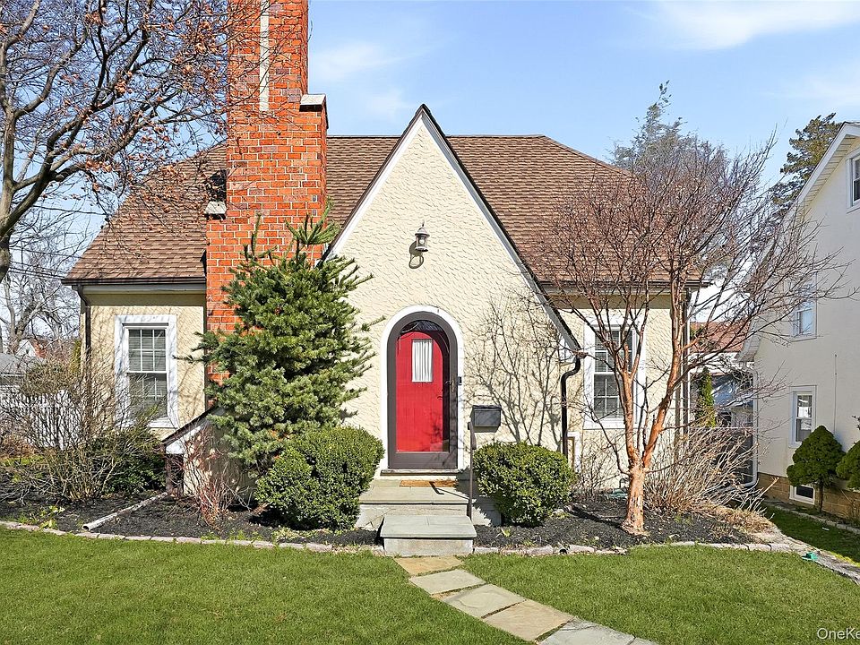 1st image of 72 Hawley Avenue