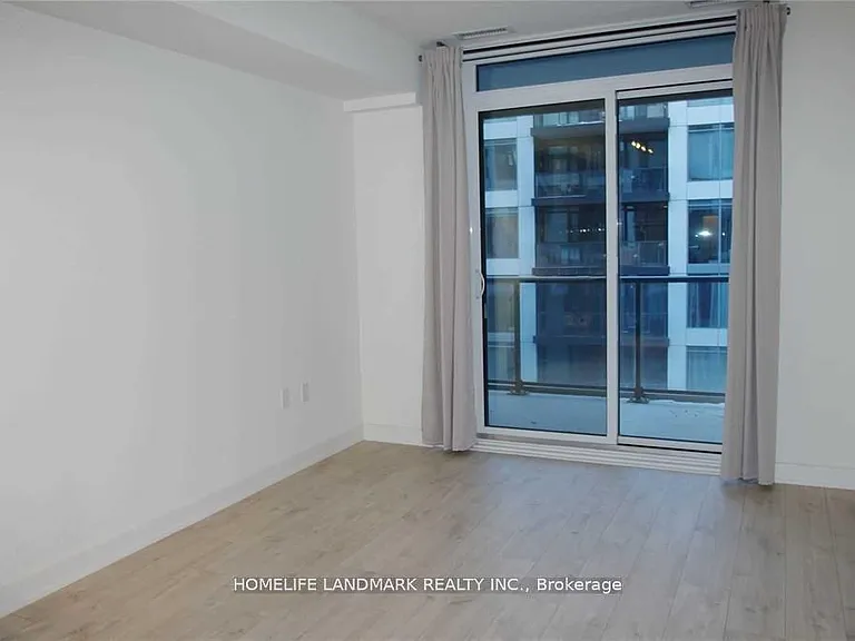 27 Bathurst St #1113 — Photo 12
