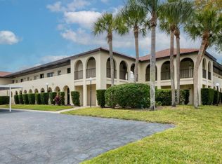3690 Pinecrest St Unit 114, Sarasota, FL 34232