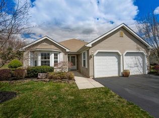 10 Round Valley Ct, Lakewood, NJ 08701