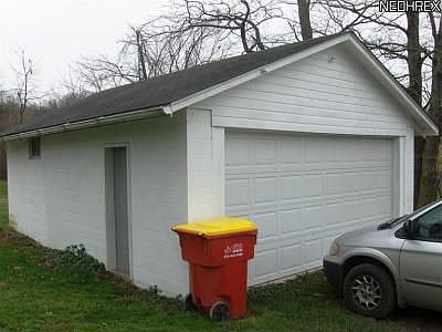 2nd image of 1108 Steubenville Rd SE
