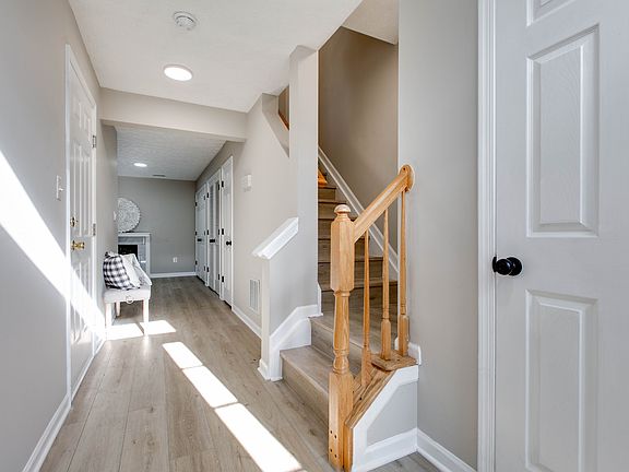 5th image of 1734 Sea Pine Cir