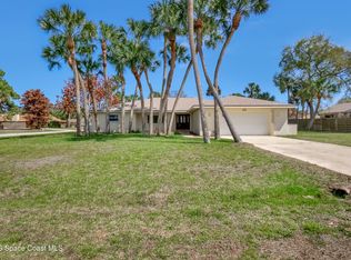 939 Peach Ave NE, Palm Bay, FL 32907