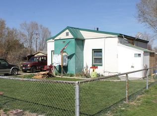516 W Oregon Ave, Homedale, ID 83628