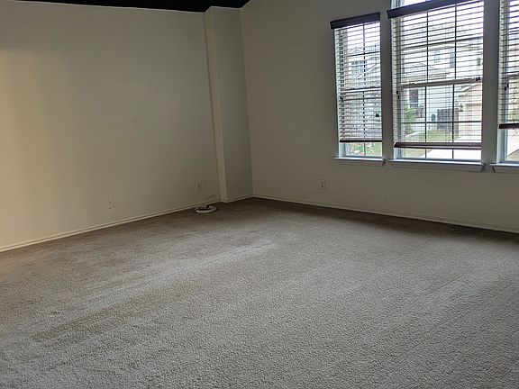 5th image of 8214 Shumard Oak Dr