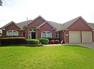 2402 Richmond Cir, Mansfield, TX 76063