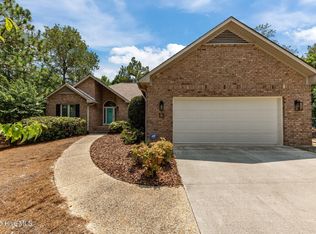 13 Sulky Ln, Pinehurst, NC 28374