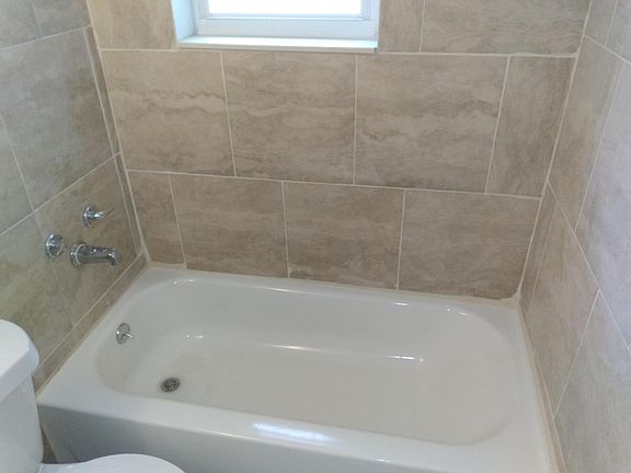 4th image of 3801 58th Ave N #7