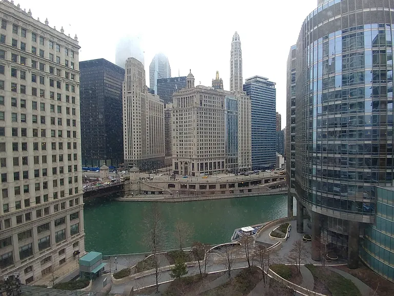 405 N Wabash Ave #707 — Photo 14