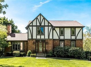 2029 Karen Dr, Pittsburgh, PA 15237