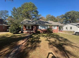 705 Parrott Ave, Kinston, NC 28501