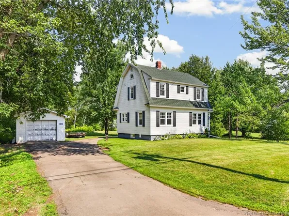 2683 Fredericton Rd, Salisbury, NB E4J 2E1
