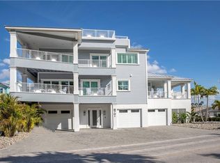 8701 W Gulf Blvd, Treasure Island, FL 33706