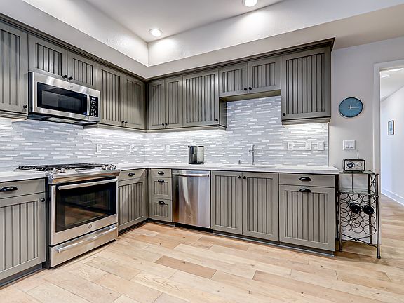 4th image of 627 Deep Valley Dr APT 114