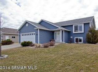 804 19th St E, Zumbrota, MN 55992