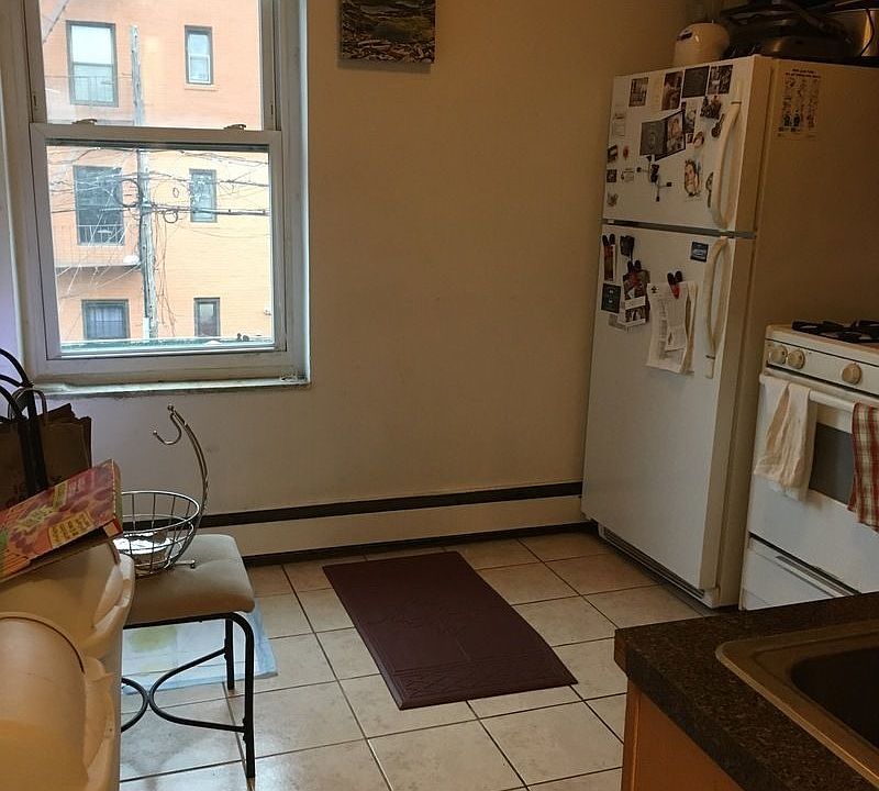 1st image of 2348 35th St #3